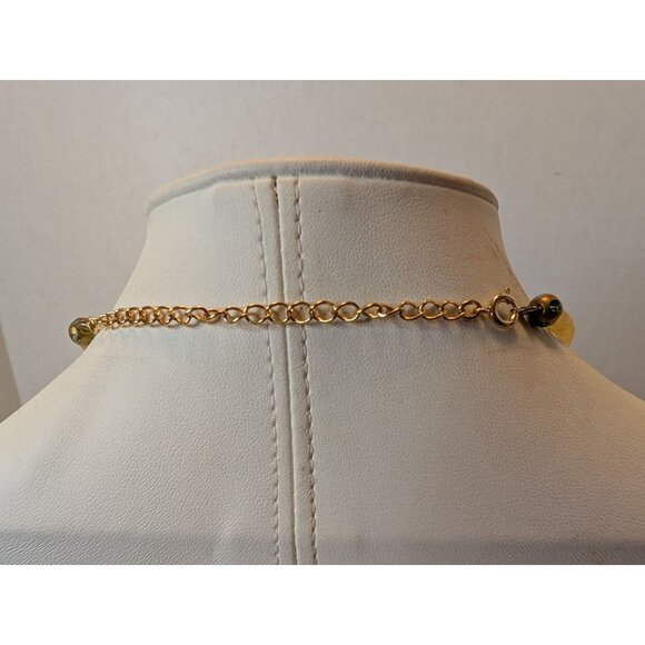 Vintage Hand-Carved Jade Pendant Necklace Yellow & Unique Beads Non- Adjustable - Picture 4 of 8